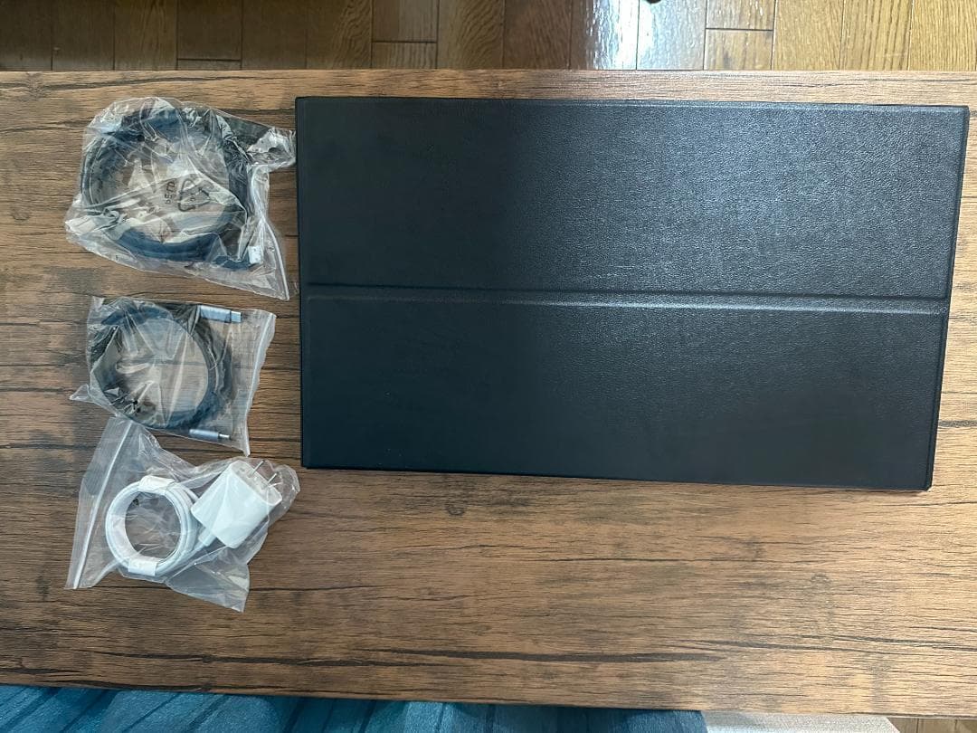 処分セール 新品 モバイルモニター 18.4インチ 4K 60Hz 自立型