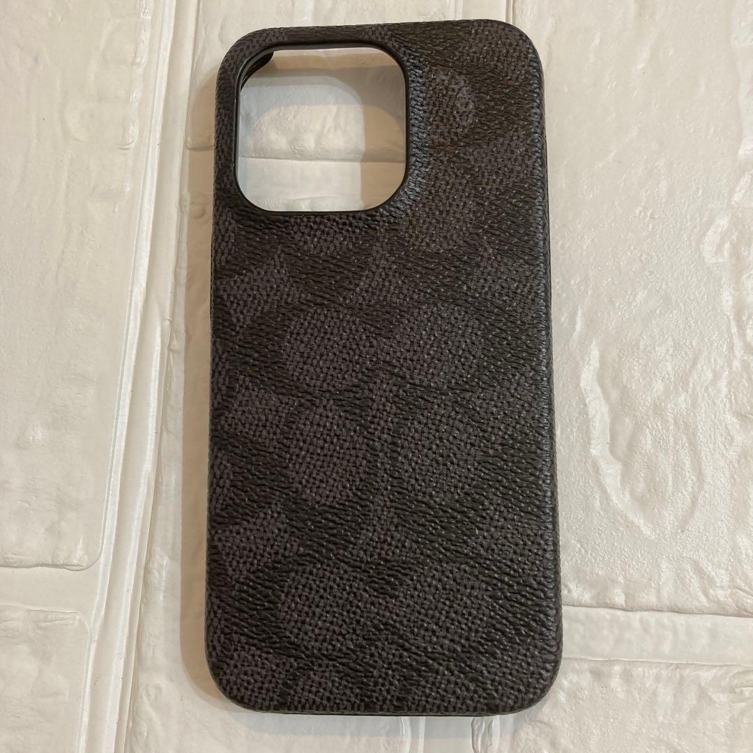 新品COACH⭐️ iPhone 15 PRO スマホケース　黒シグネチャー
