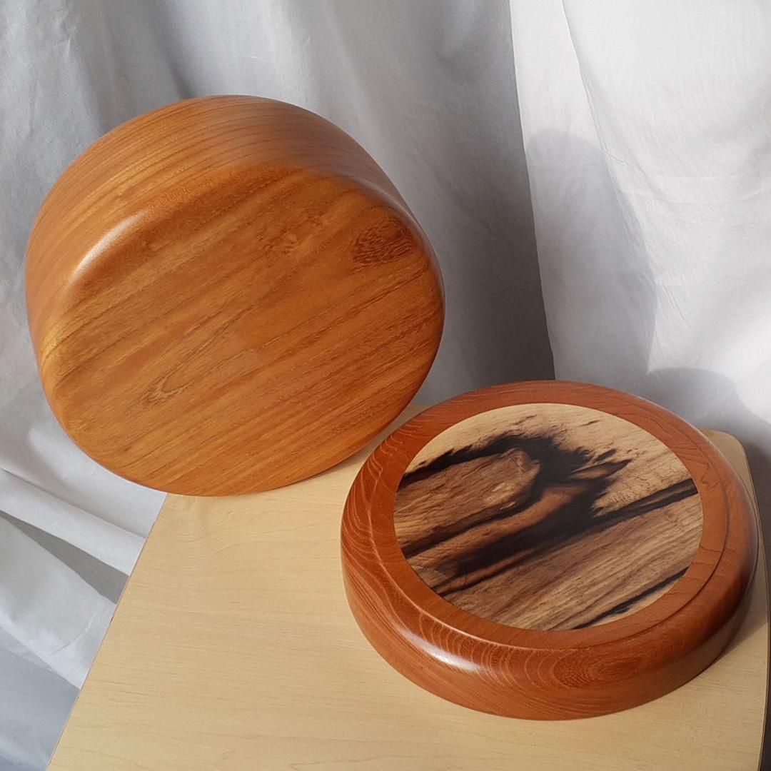 小物入れ 欅(ケヤキ) 幅25cm 高10.7cm 黒柿はめ込み 手作り 超銘木