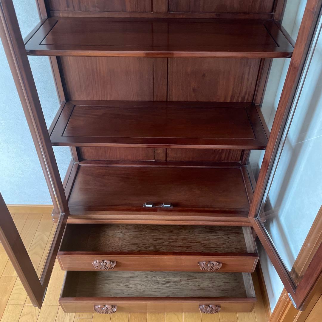 【極美品】アンティーク 三越購入 唐木家具 葡萄唐草透彫 飾り棚 キュリオケース