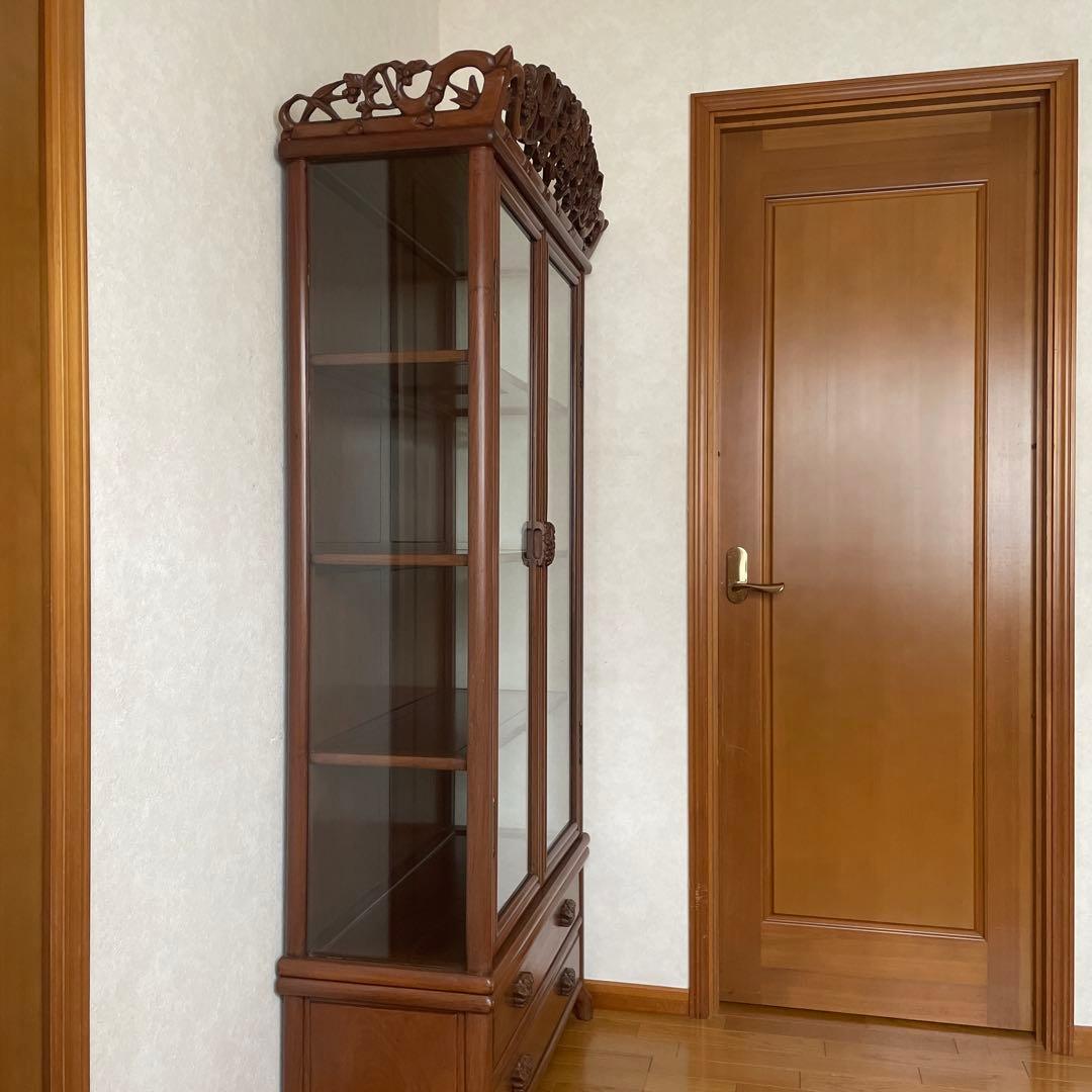 【極美品】アンティーク 三越購入 唐木家具 葡萄唐草透彫 飾り棚 キュリオケース