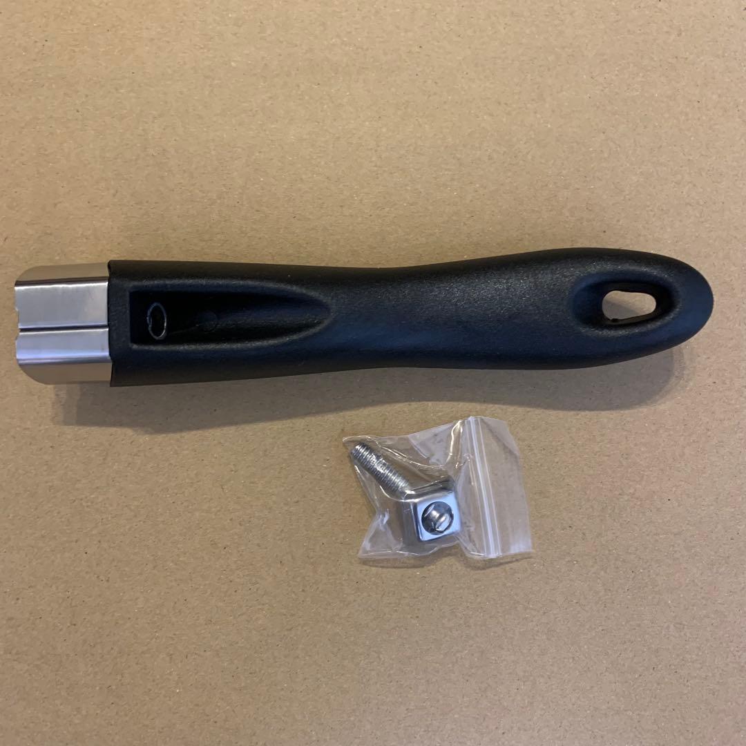 アムウェイ 大・中・小ソースパン 中フライパン用ロングハンドル(ネジ付)3本