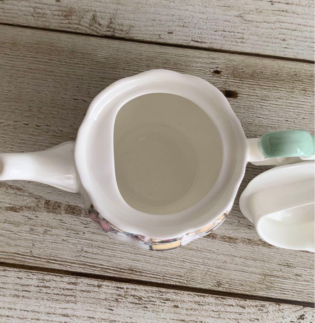 ブランブリーヘッジ ミニチュア ティーセット ロイヤルドルトン