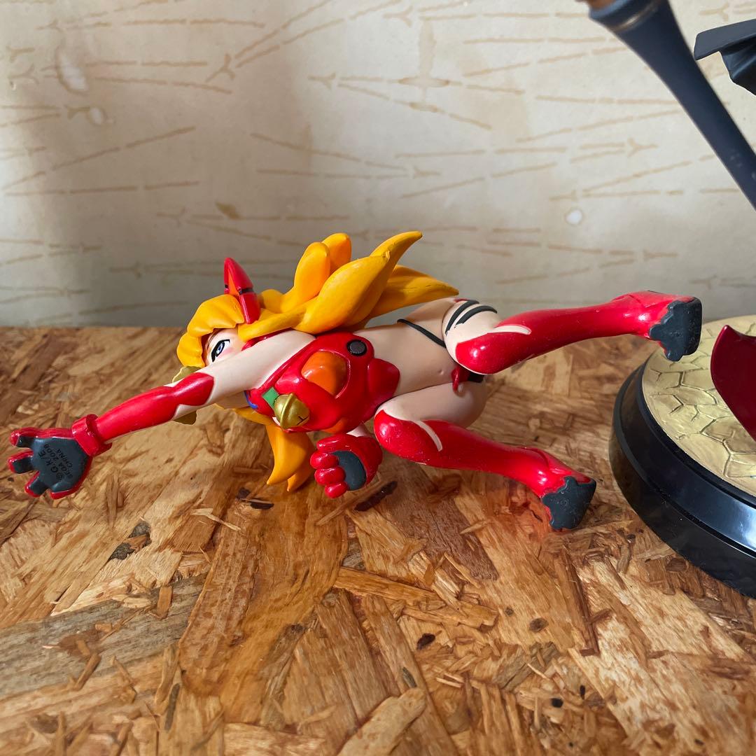 エヴァンゲリオン　アスカ　フィギュア2点