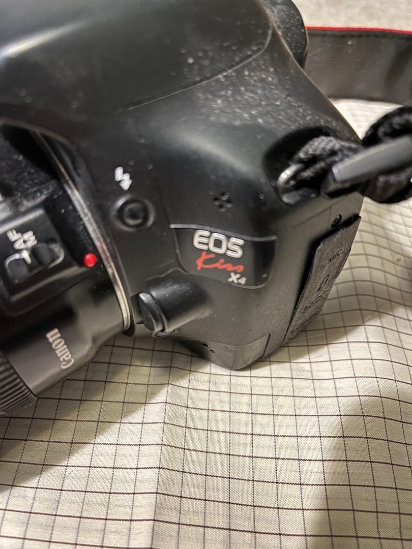 Canon eos kiss X4 デジタル一眼レフカメラ 本体　ジャンク品