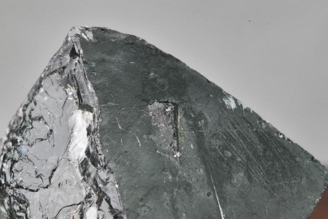 ナイジェリアAkwana産 フローライト05 水入り