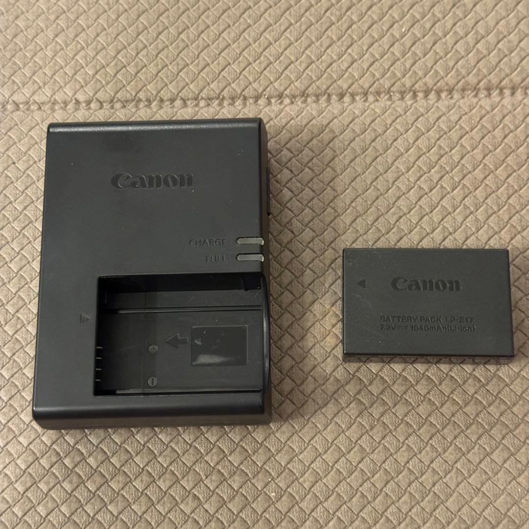 美品 CANON ミラーレス一眼 EOS M6 Mark II ボディ ブラック