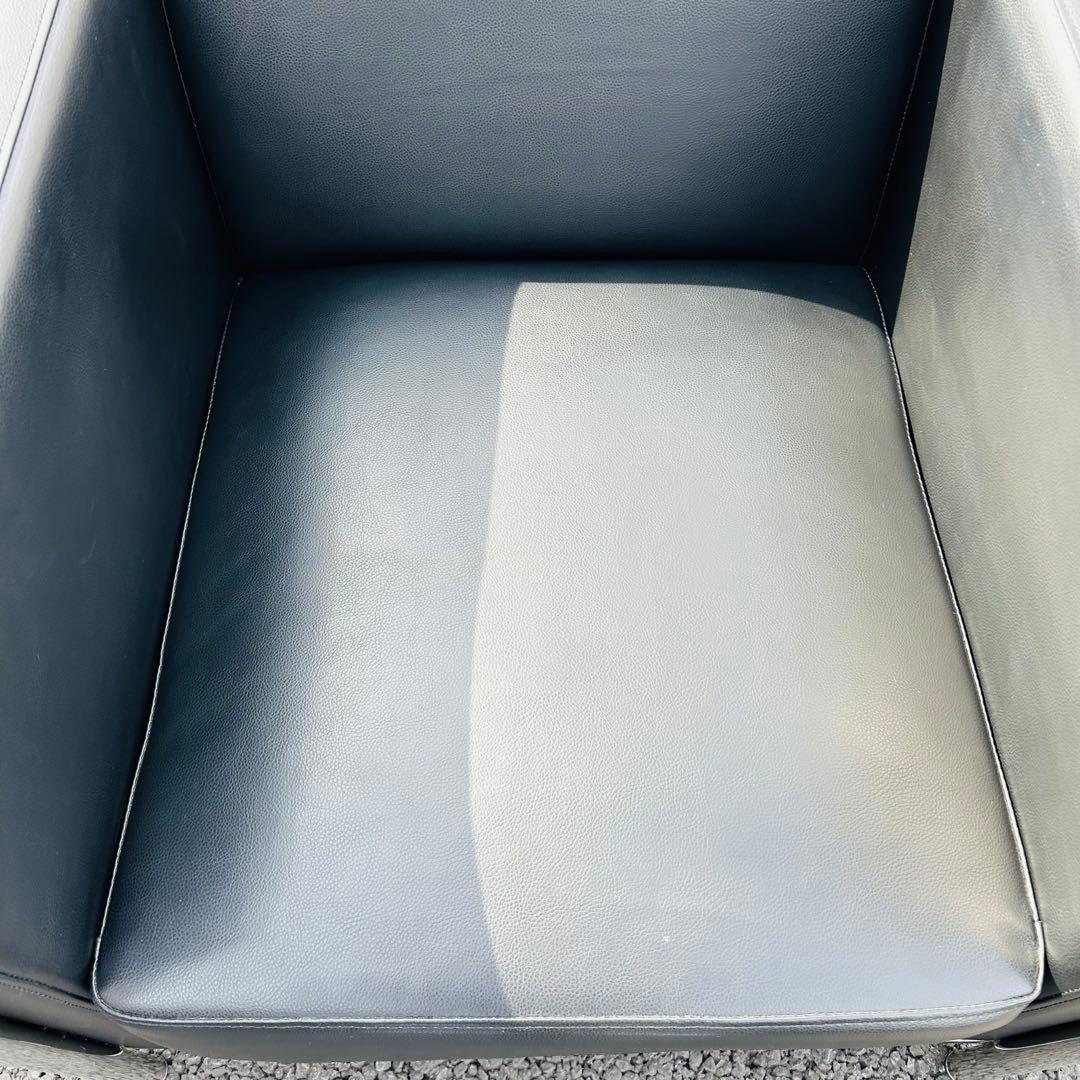 ル・コルビジェリプロダクト LC2スリングチェア