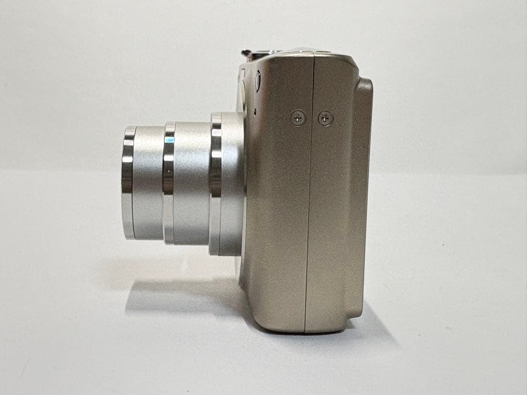 CASIO EXILIM EX-Z200 コンパクトカメラ コンデジ デジカメ