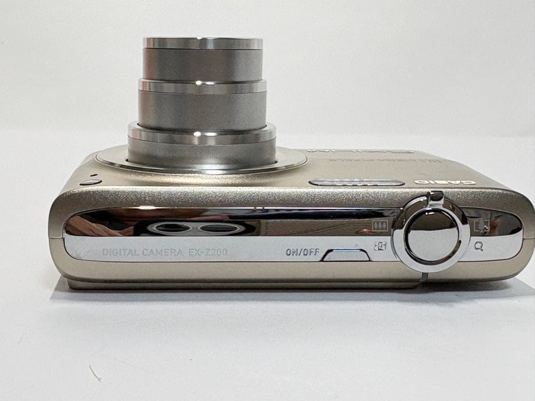CASIO EXILIM EX-Z200 コンパクトカメラ コンデジ デジカメ