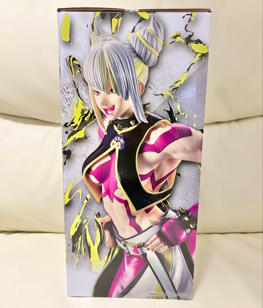 一番くじ　ストリートファイター6 B賞 ジュリ　フィギュア　カラー2ver.