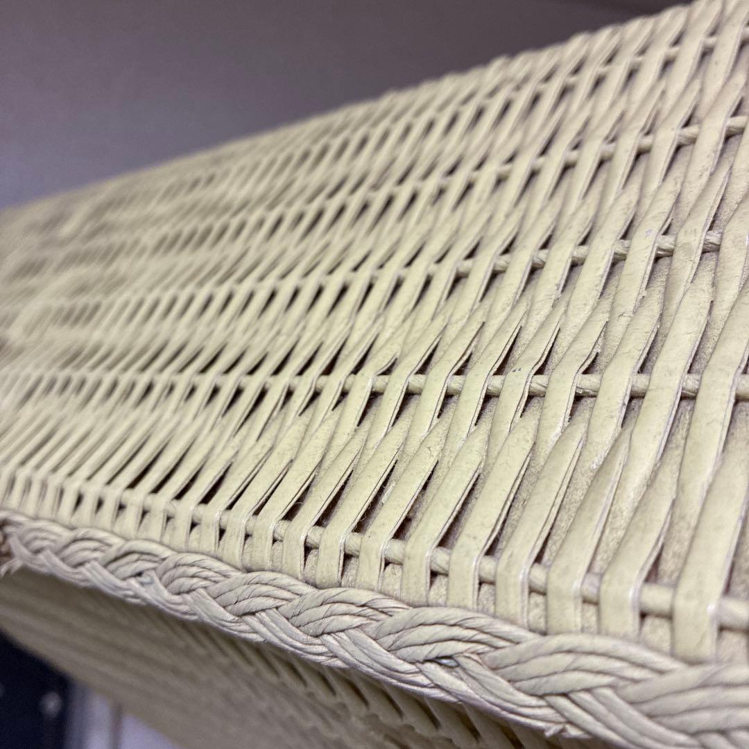 アメリカ　ビンテージ　クリームイエロー　ウィッカーシェルフ