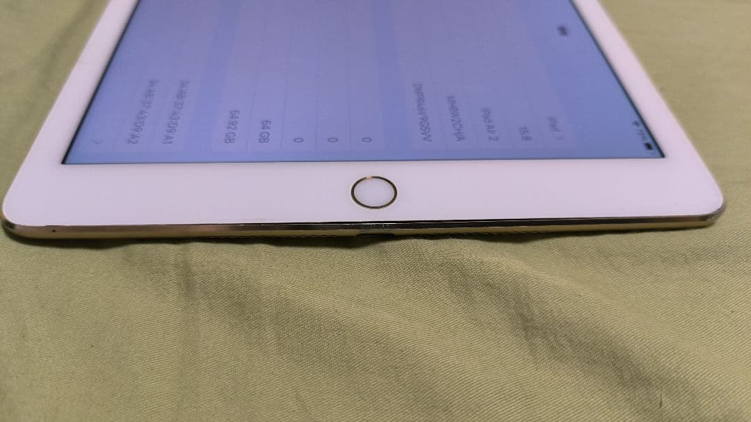 ipad air2 64GB ゴールド