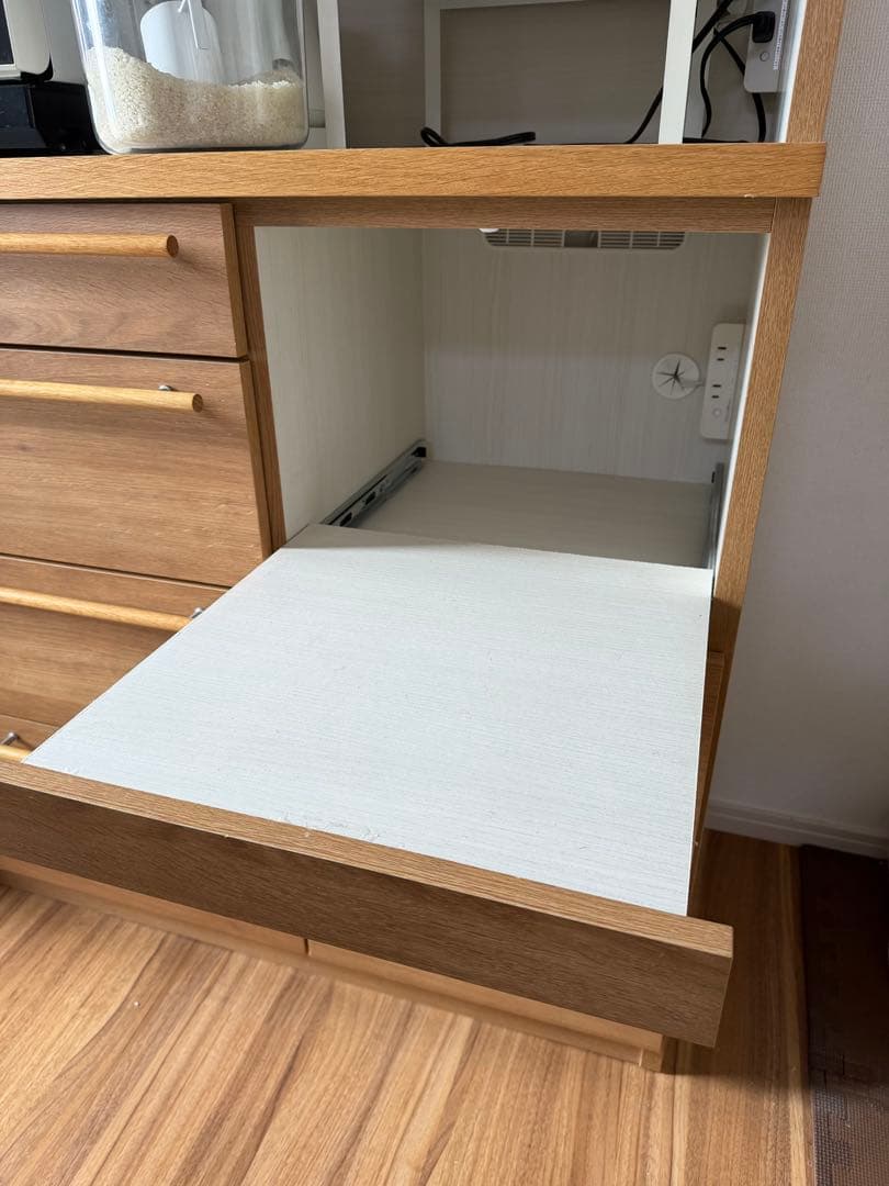 TOKYOインテリア　カップボード　キッチン収納　木目ナチュラル