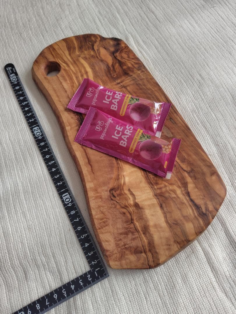 未使用 イタリア製 オリーブウッド 大判カッティングボード 33cm 厚2cm