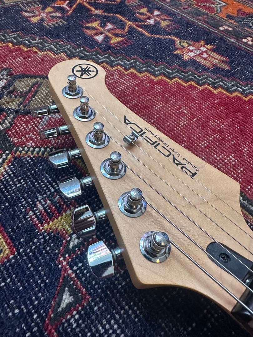 ヤマハ YAMAHA Pacifica 112V パシフィカ 黒　PAC112V