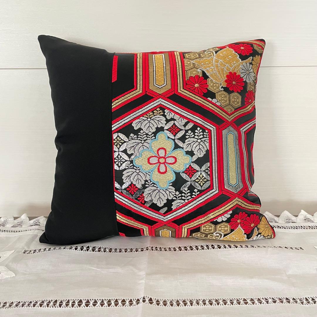 帯リメイク　クッションカバー　黒留袖リメイク　45×45