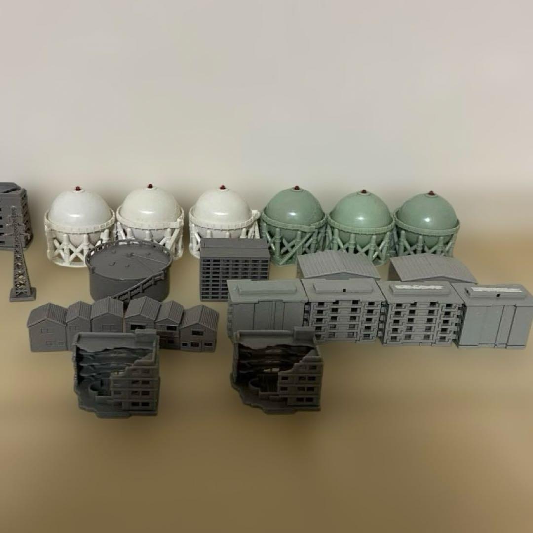 ウルトラマン　アルティメットルミナス　建物　オブジェ　約50個