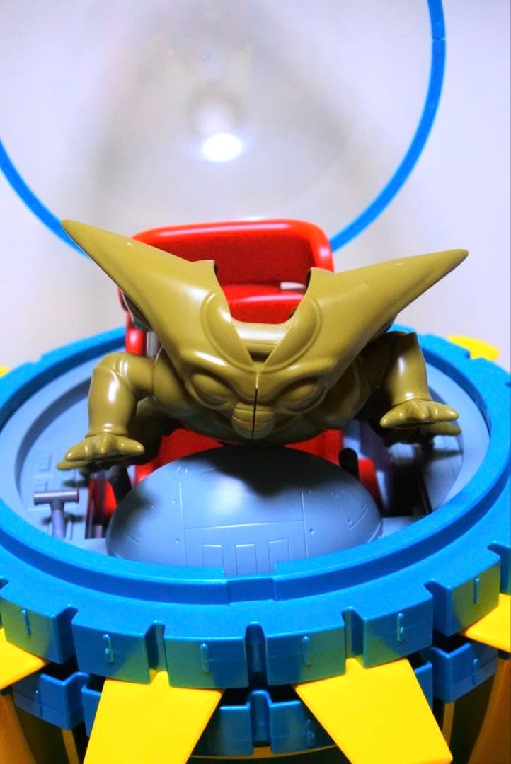 ドラゴンボール riseMechanics プラモデル トランクスのタイムマシン