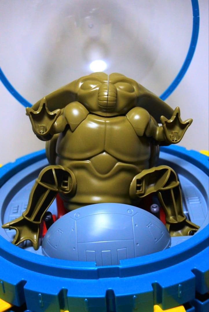 ドラゴンボール riseMechanics プラモデル トランクスのタイムマシン