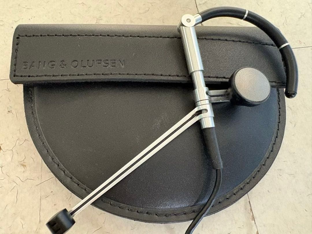 BANG & OLUFSEN “EarSet 1 Mobile”