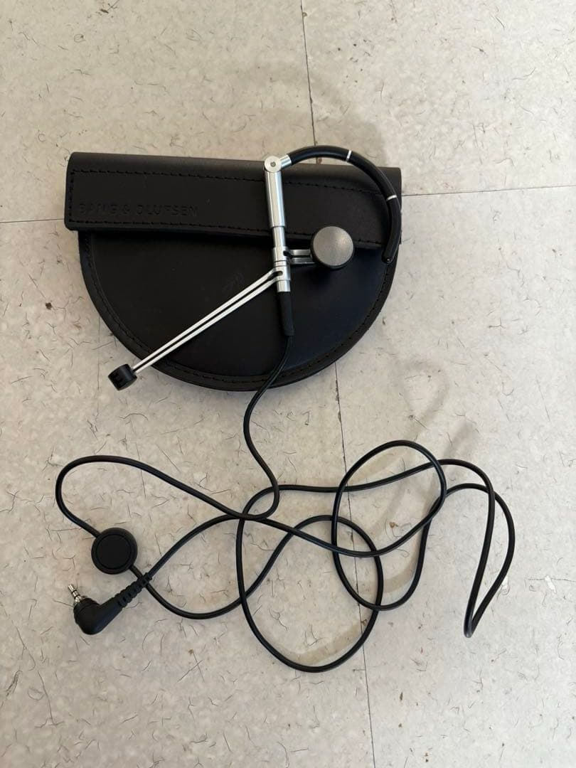 BANG & OLUFSEN “EarSet 1 Mobile”