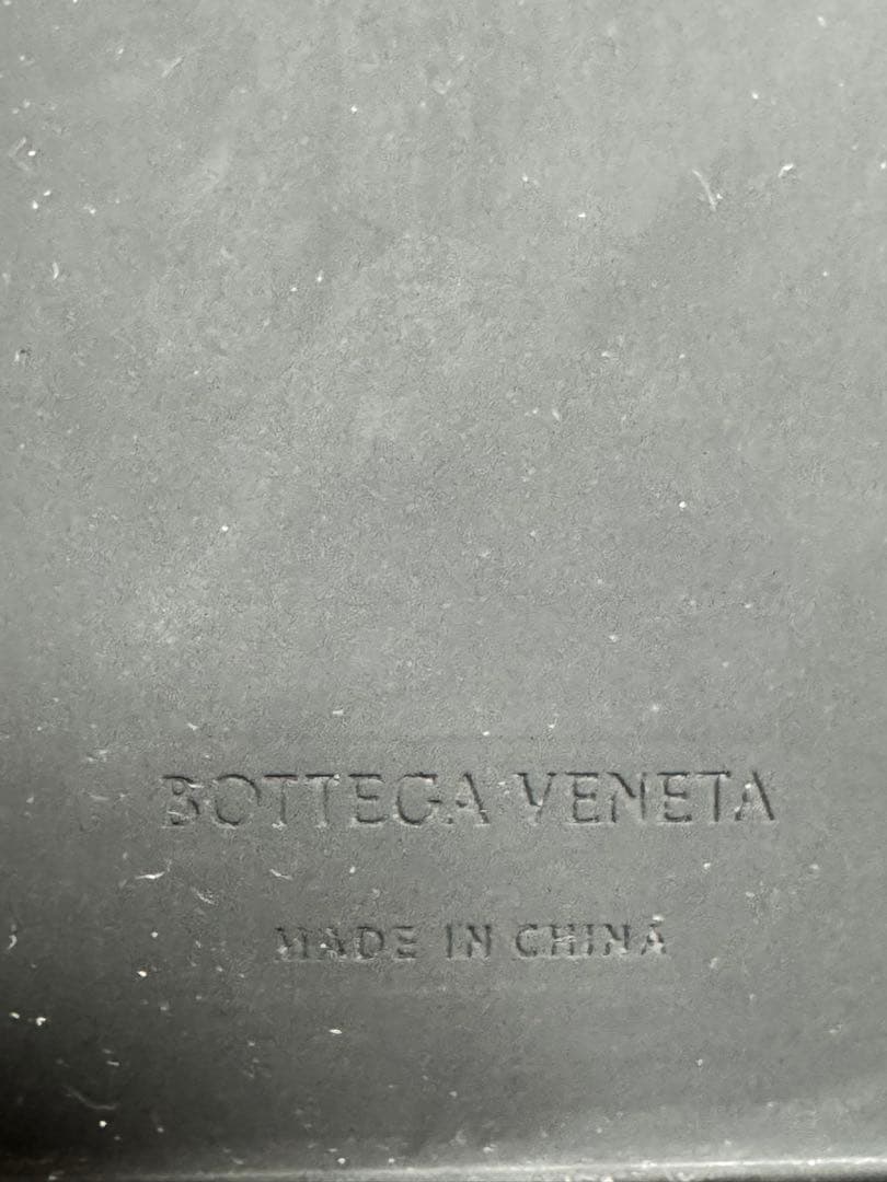 Bottega Veneta ブラック iPhone15PRO シリコンケース