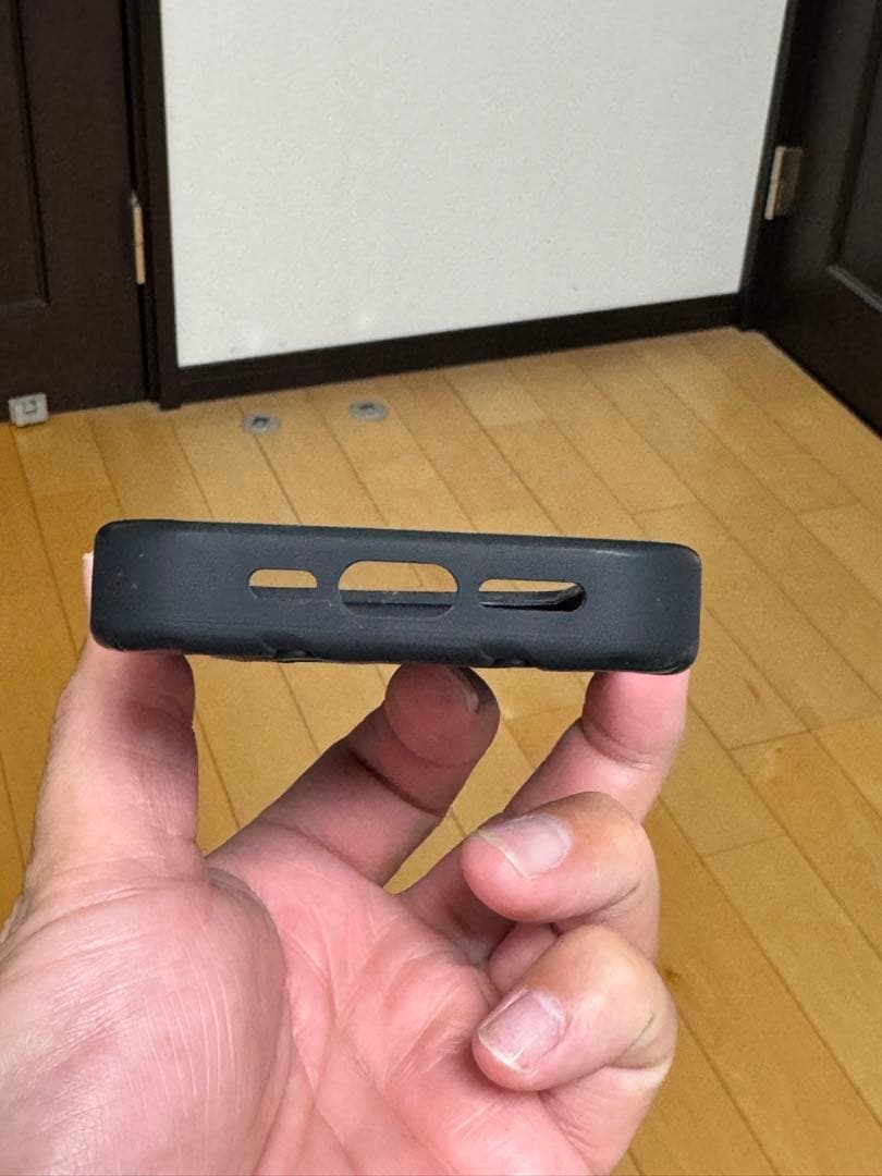 Bottega Veneta ブラック iPhone15PRO シリコンケース