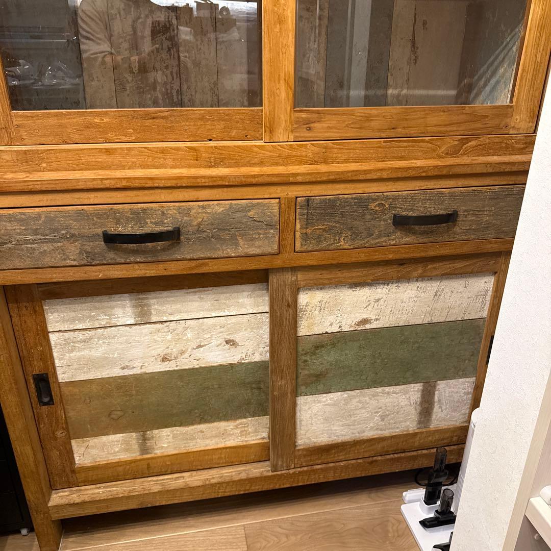 ヴィンテージ風木製食器棚