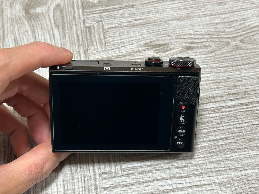 Canon PowerShot G9 X Mark II 本体と付属品