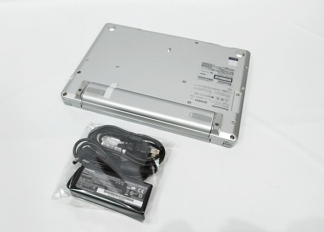 12.1 小型 パナ CF-SZ6RDQVS 8GB 256GB I5 DVD