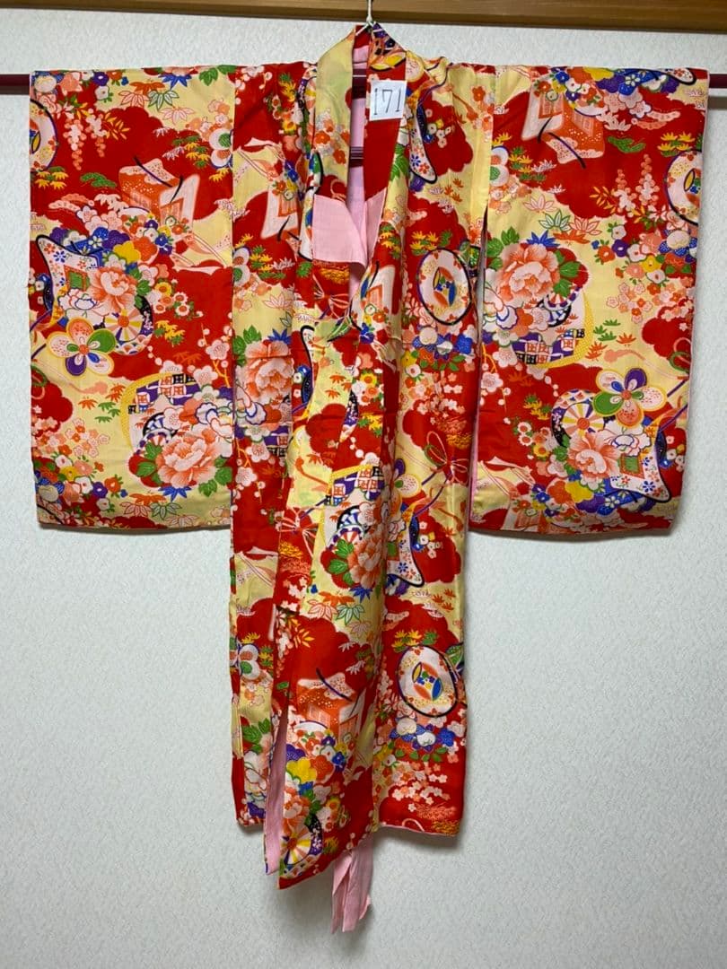 No.171アンティーク子供着物正絹七五三綺麗です。着丈94センチ裄丈41.5