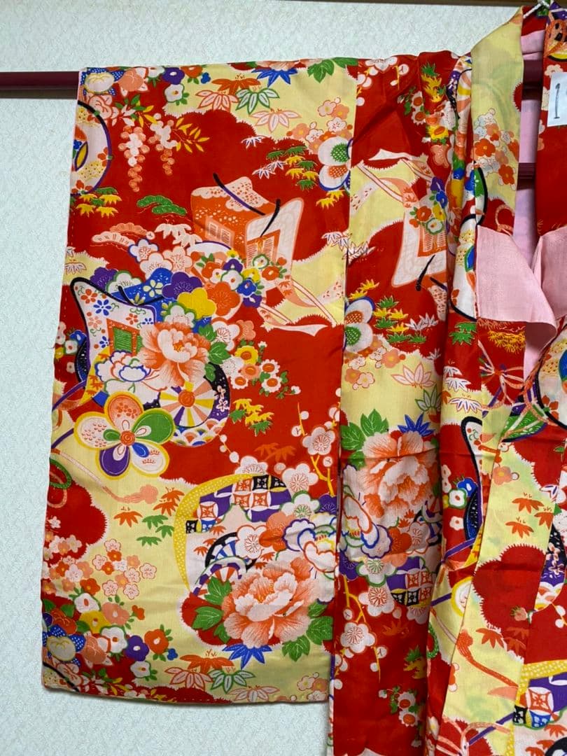 No.171アンティーク子供着物正絹七五三綺麗です。着丈94センチ裄丈41.5