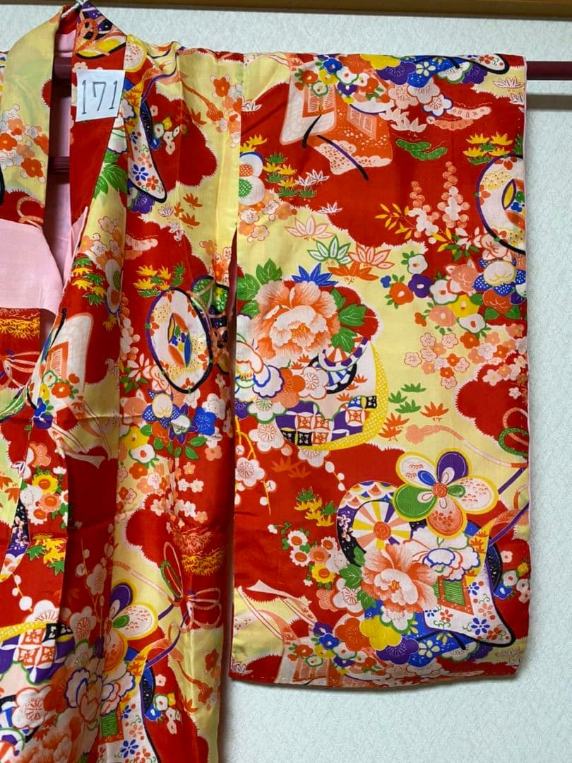 No.171アンティーク子供着物正絹七五三綺麗です。着丈94センチ裄丈41.5