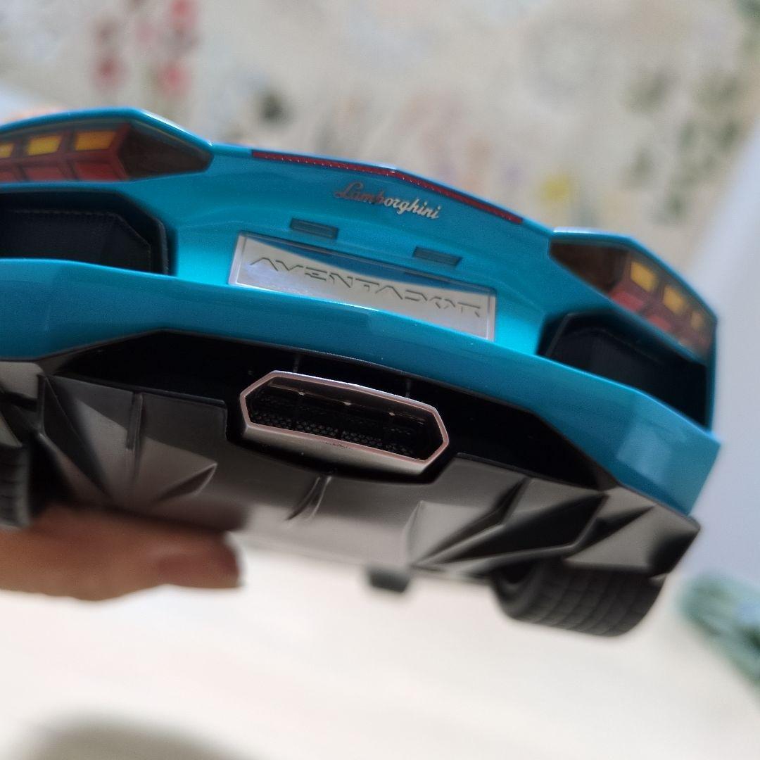 ランボルギーニ アヴェンタドール FRONTIART 1/18トリコロール