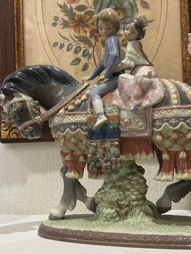 リヤドロ　人形　馬