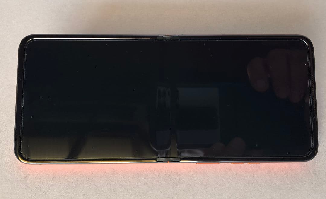 Motorola razr 50 512GB オレンジ