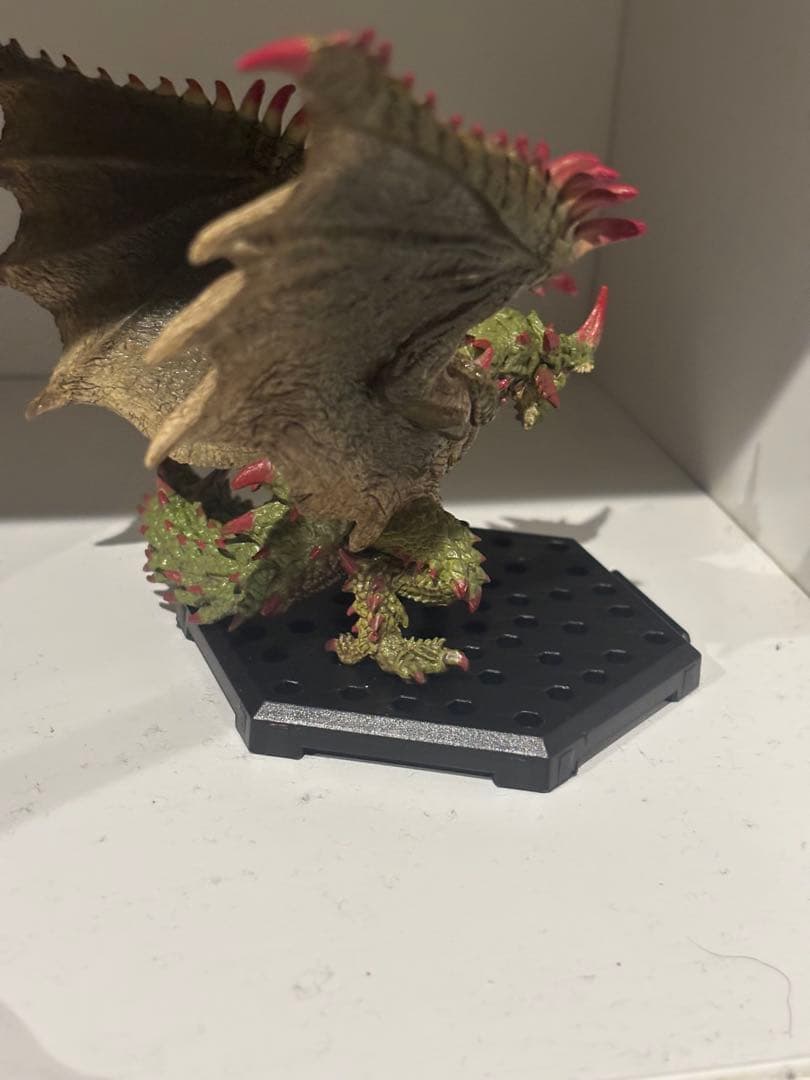 モンスターハンター フィギュア 5体セット　エスピナス　シャガルマガラ　メルゼナ