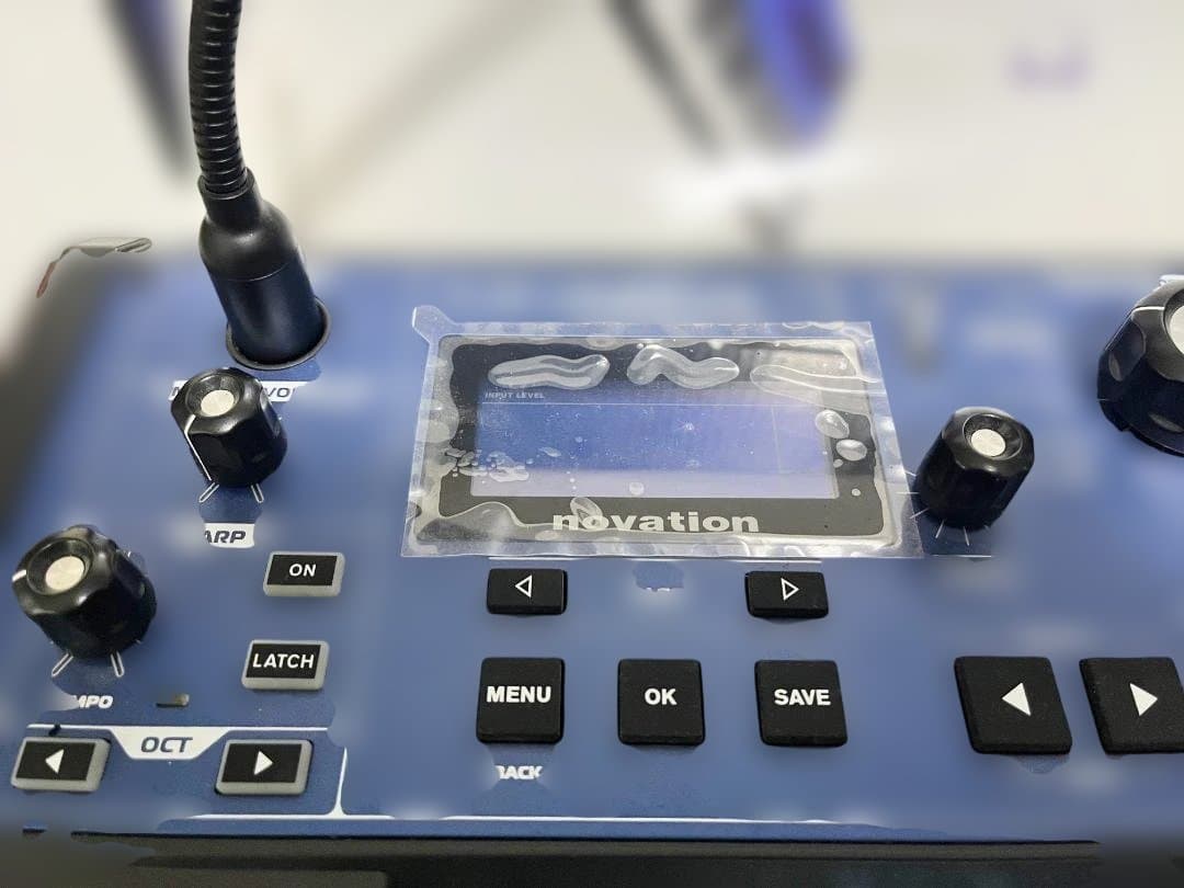 NOVATION MININOVA ボコーダー シンセサイザー 動作品