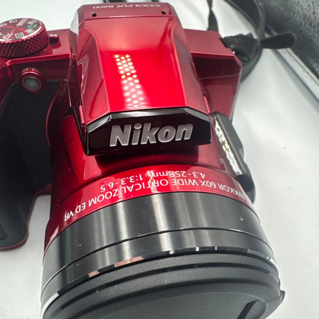 ④Nikon COOLPIX P1000 レッド 60倍ズーム