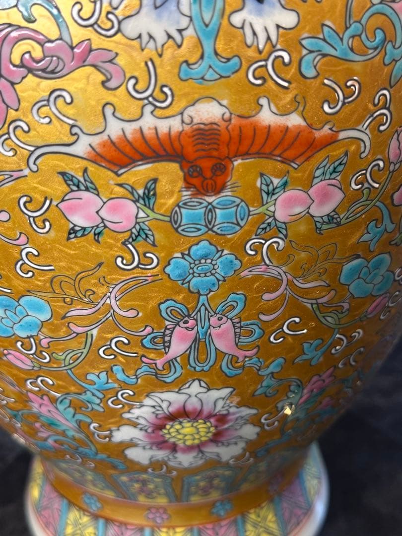 中国 清朝 大清乾隆年製 金彩 双龍文 大花瓶 骨董品 コレクション