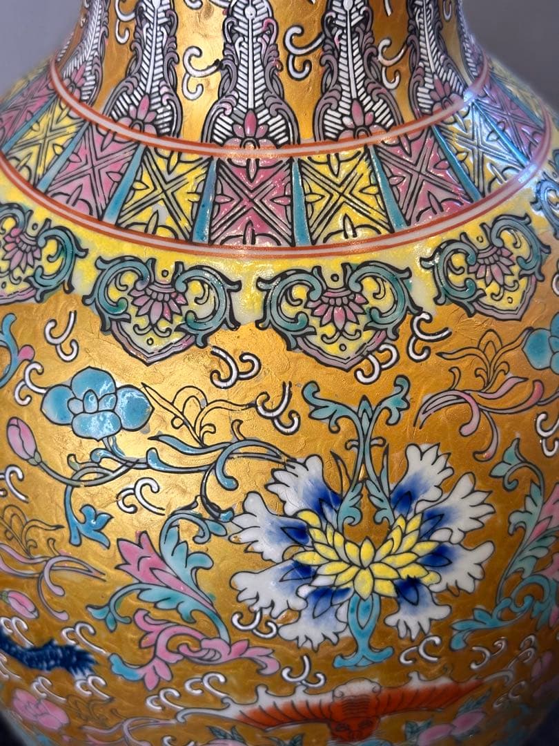 中国 清朝 大清乾隆年製 金彩 双龍文 大花瓶 骨董品 コレクション