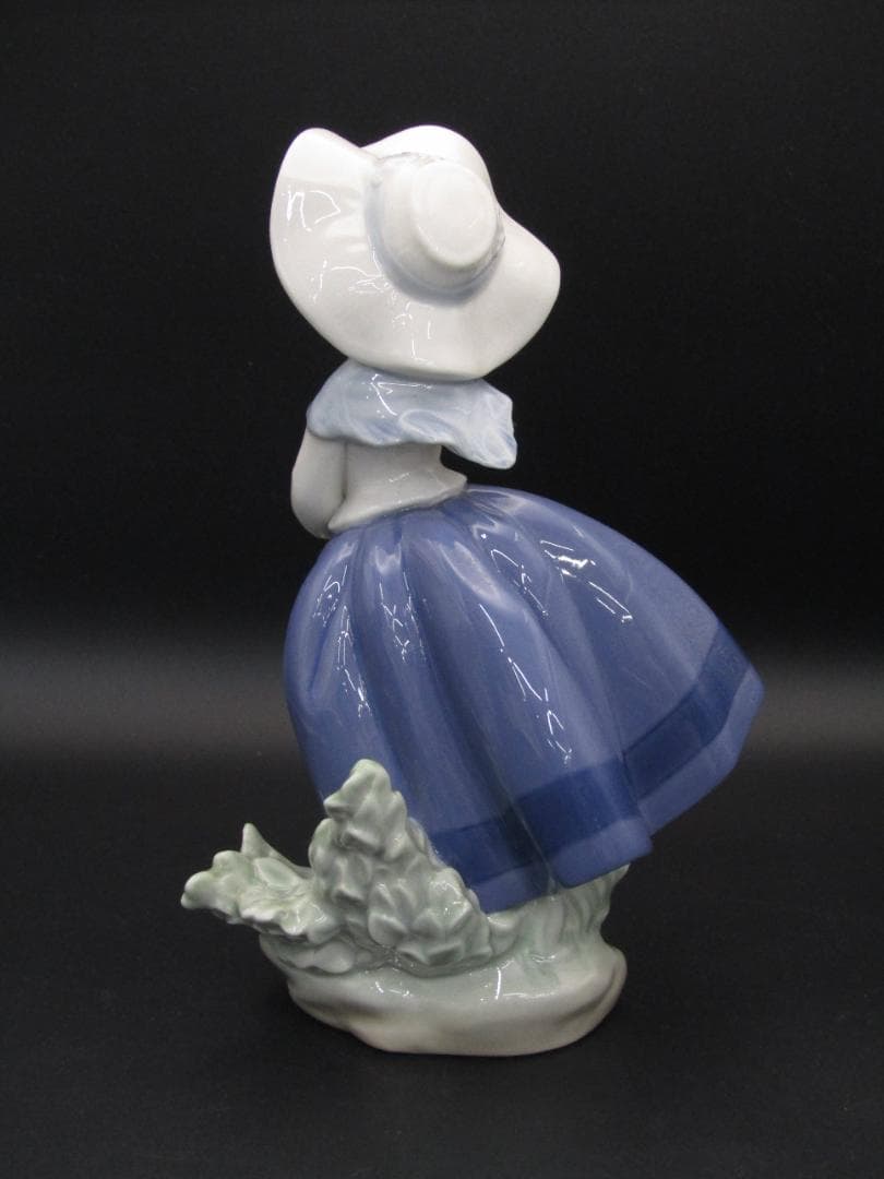 【訳あり】リヤドロ LLADRO 陶器 人形『きれいな花ばかり』