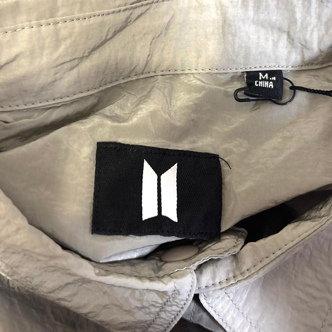 BTS JK/ジョングク「SEVEN」公式グッズ　ボタンシャツ　トレカ付