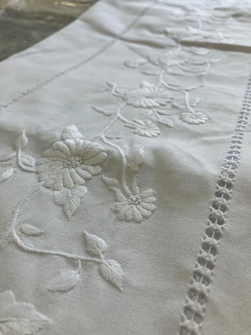 刺繍花柄コットンテーブルクロス300cm ナプキン12枚