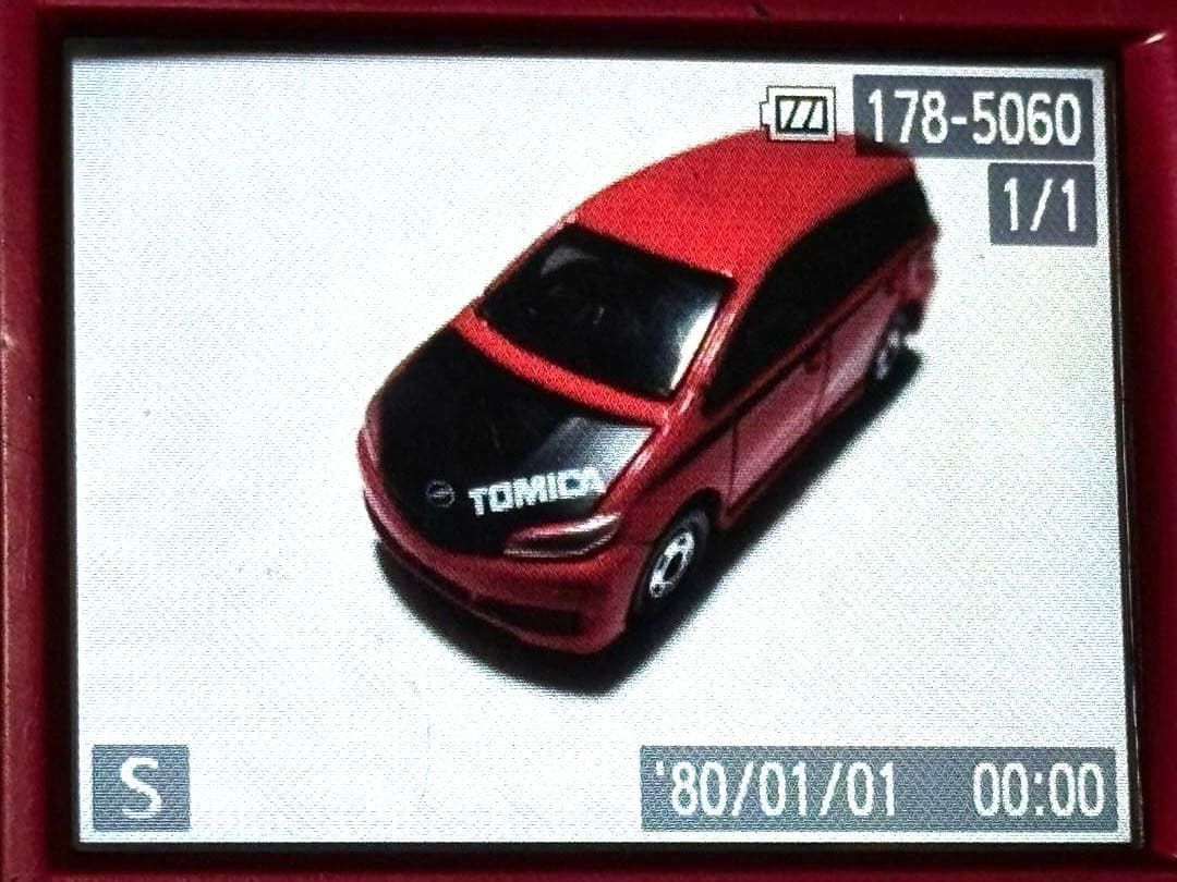 Canon ixy 150 180 キャノン　デジカメ　コンデジ