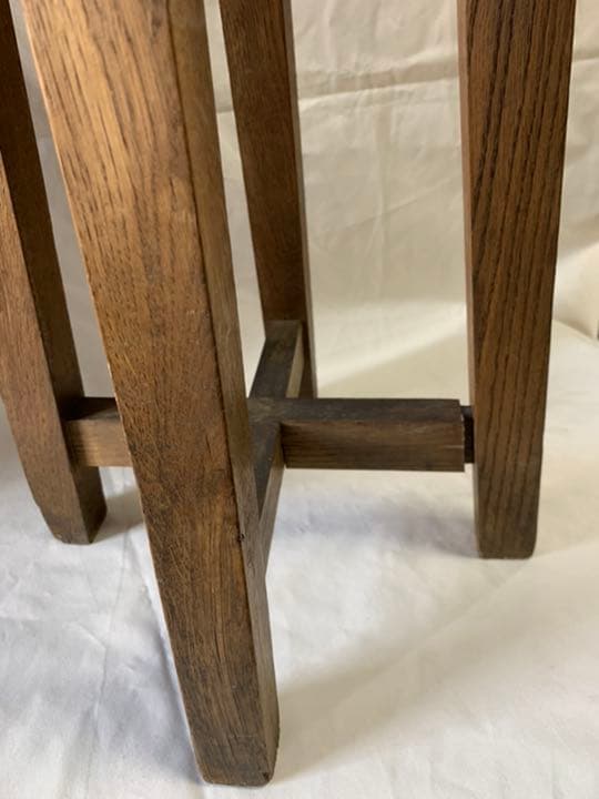 丸椅子・木製骨董チェア・オーク材？（楢材）・いす・ヴィンテージ・
