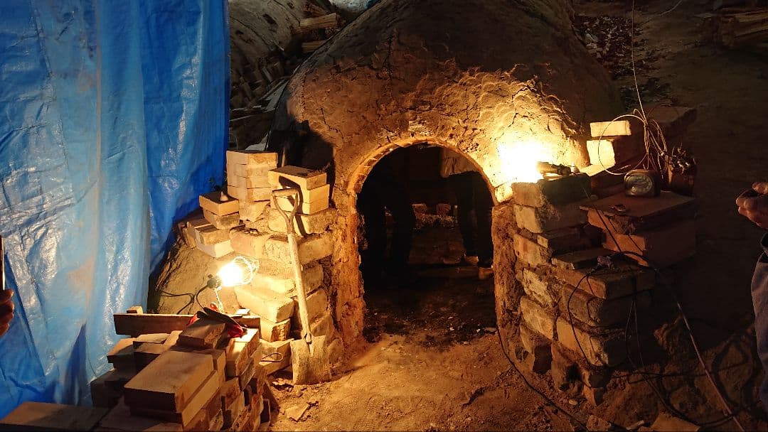 ●ギザ口、一輪挿し…備前焼