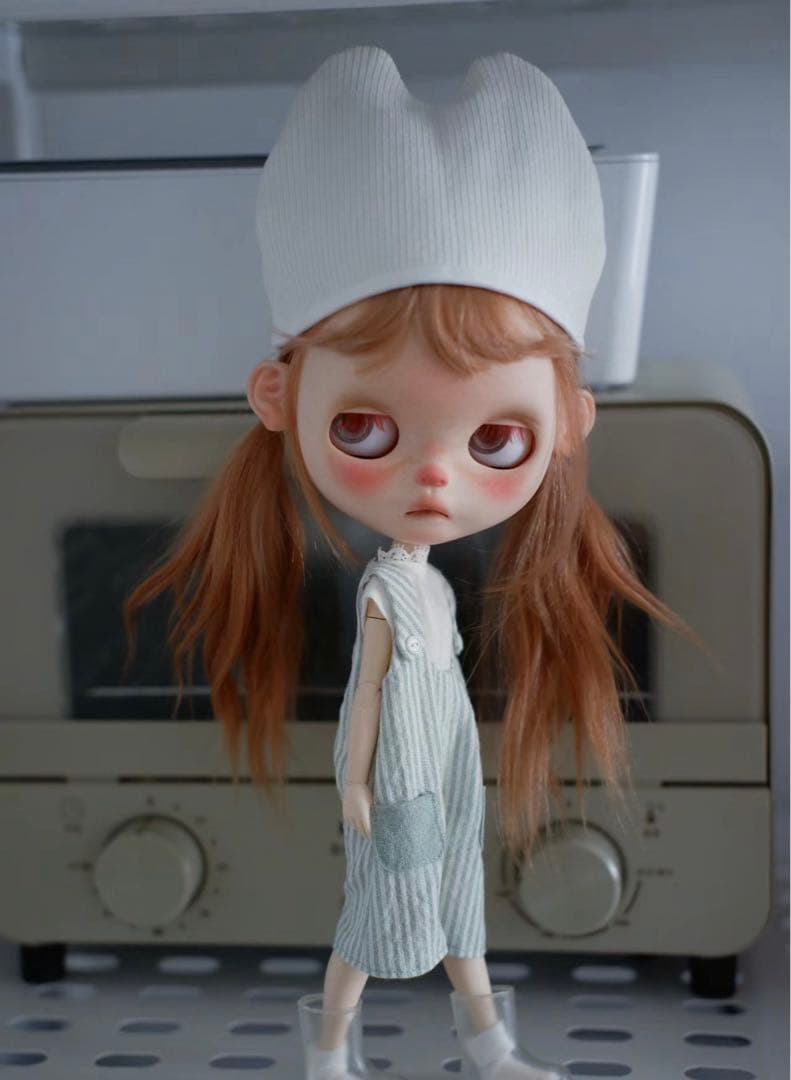 カスタムブライス 人気作家様 脱力系 無口 かわいい 赤い睫毛ちゃん 惹かれる