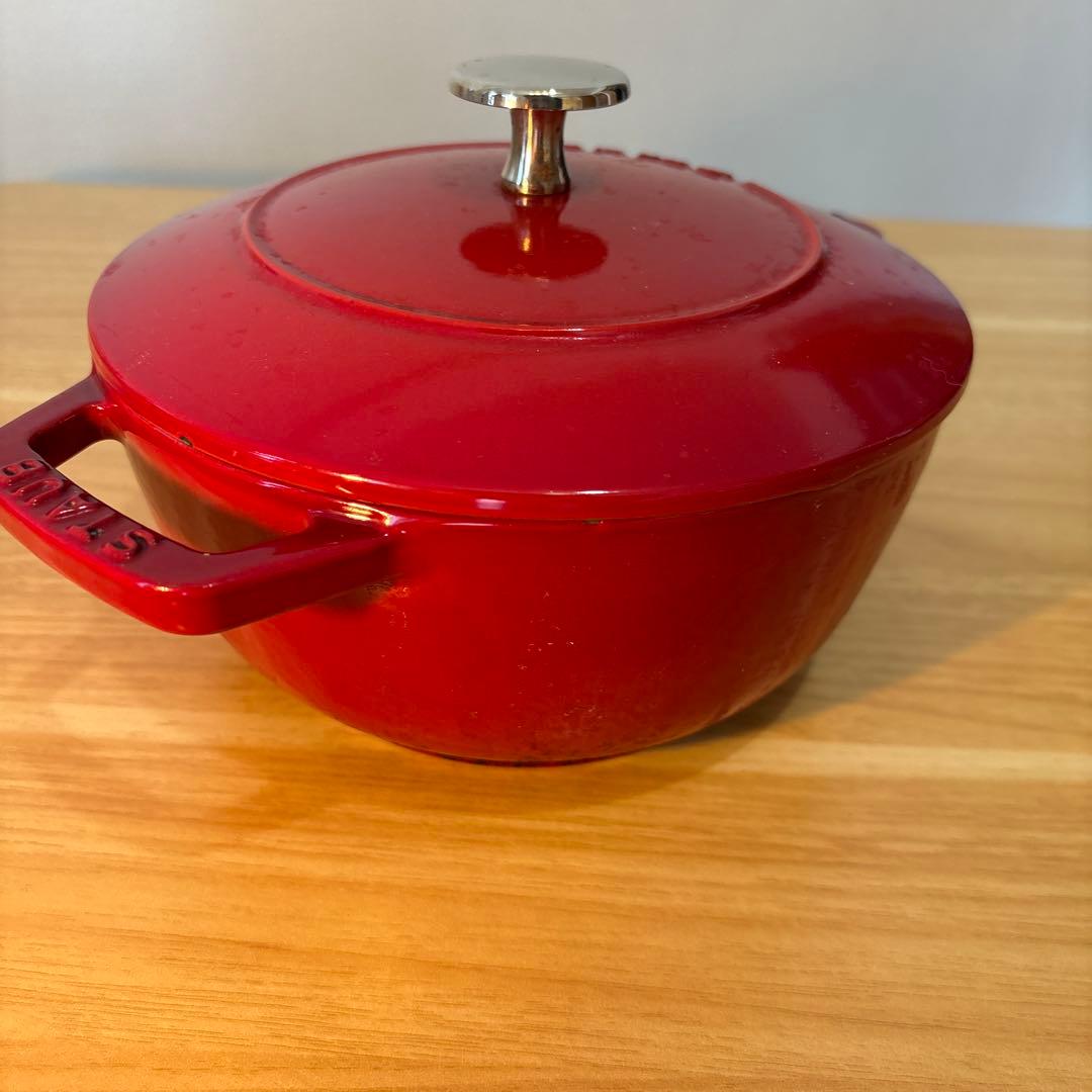 【2/22で処分予定】【送料込み】【美品✨】STAUB 赤 両手鍋 約20cm
